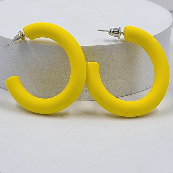 1.5" Semi Oblong Yellow Matte Texture Half Hoop Earrings - Picture 9 of 10